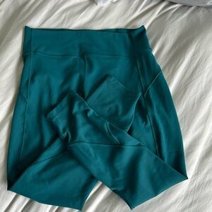 Lululemon Wunder Under Size 10 in Teal